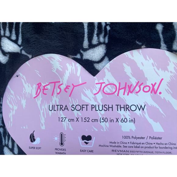 Betsey Johnson Skeleton Hands Shower Curtain Set & Plush Throw Blanket | Gothic - Picture 5 of 5